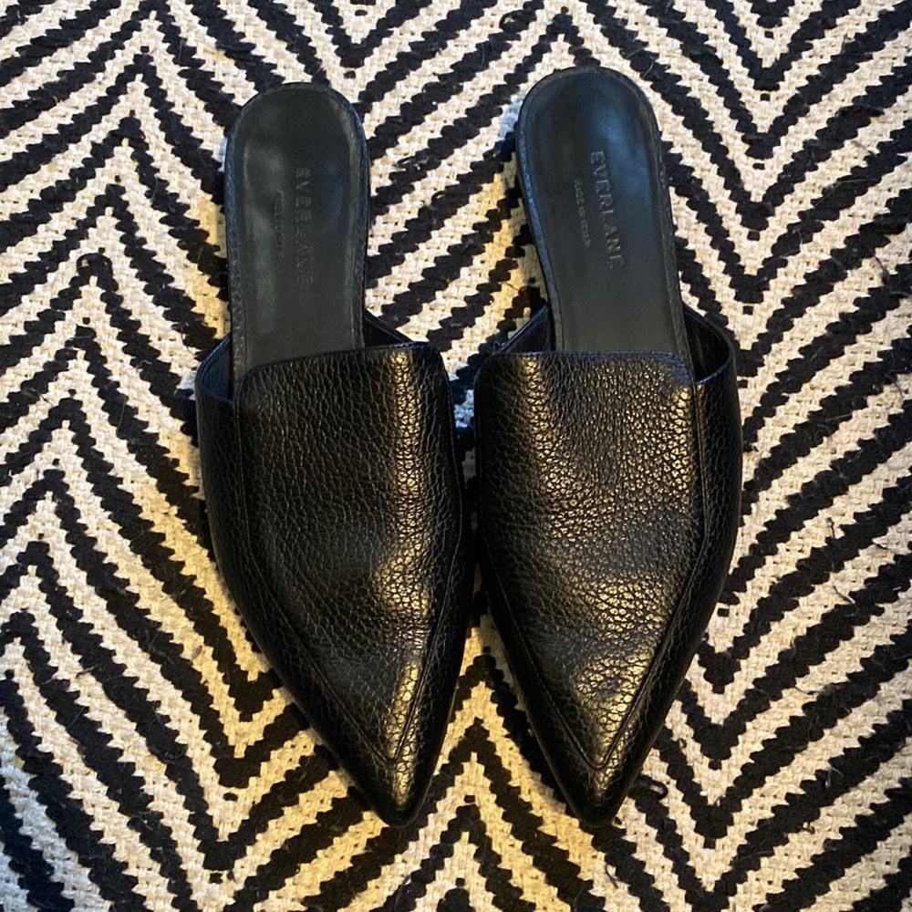 Everlane Textured Black Leather Loafers